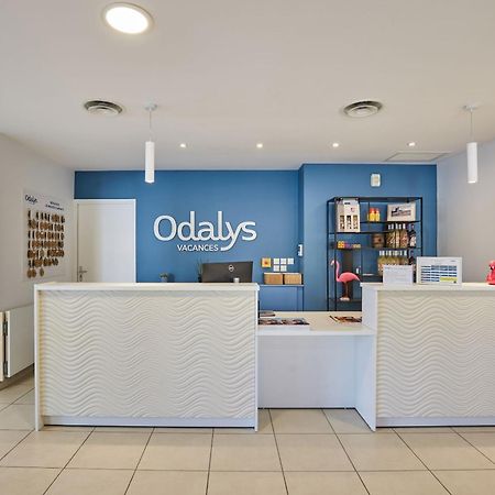 Residence Odalys Le Mas Des Flamants Aigues-Mortes Bagian luar foto
